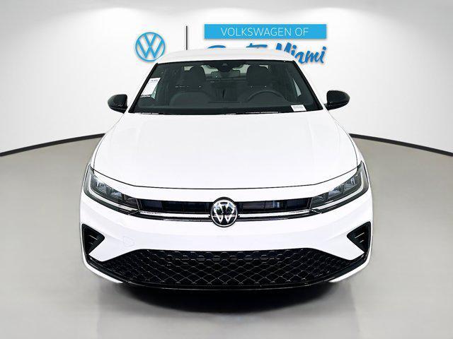 Photo of 2025 Pure White Volkswagen Jetta