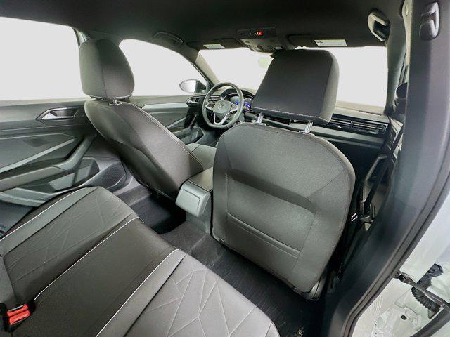 Photo of 2025 Pure White Volkswagen Jetta