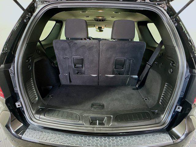Photo of 2022 DB Black Clearcoat Dodge Durango