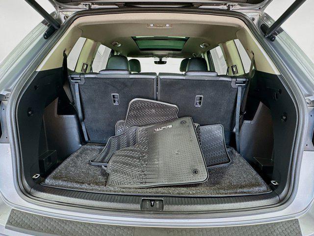 Photo of 2021 Pyrite Silver Metallic Volkswagen Atlas