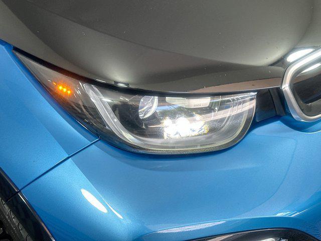 Photo of 2018 Protonic Blue Metallic w/Frozen Gray Accent BMW i3