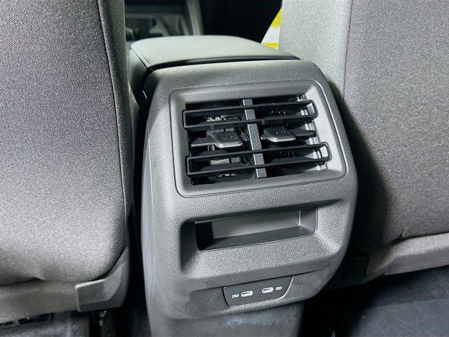 Photo of 2025 Pure White Volkswagen Tiguan