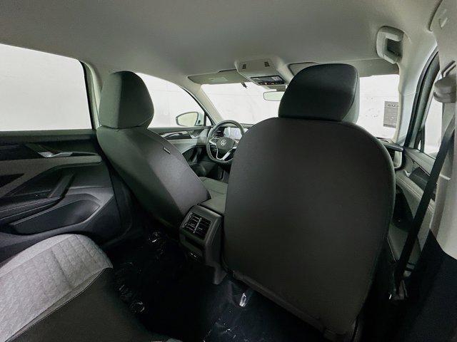 Photo of 2025 Pure White Volkswagen Tiguan