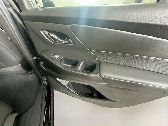 Photo of 2023 Mosaic Black Metallic Chevrolet Traverse