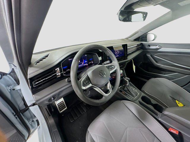 Photo of 2025 Gray Volkswagen Jetta