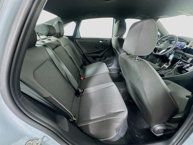 Photo of 2025 Gray Volkswagen Jetta