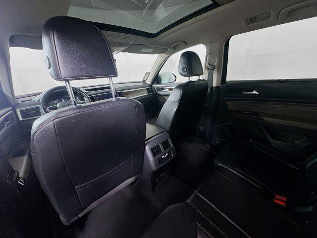 Photo of 2021 White Volkswagen Atlas