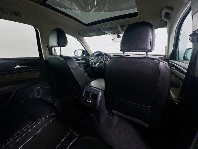 Photo of 2021 White Volkswagen Atlas