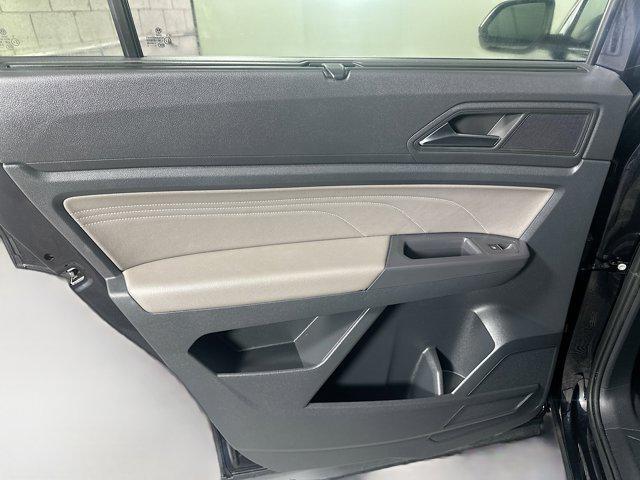 Photo of 2021 White Volkswagen Atlas