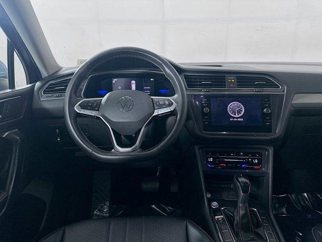 Photo of 2022 Platinum Gray Metallic Volkswagen Tiguan