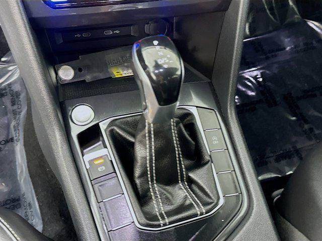 Photo of 2022 Platinum Gray Metallic Volkswagen Tiguan
