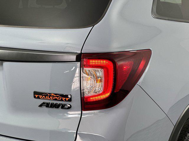 Photo of 2023 Sonic Gray Pearl Honda Passport