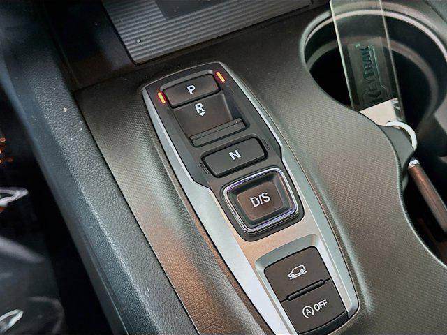 Photo of 2023 Sonic Gray Pearl Honda Passport