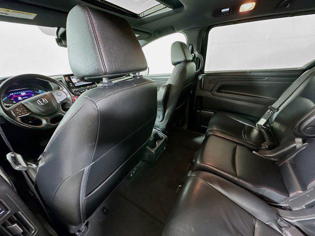 Photo of 2023 Crystal Black Pearl Honda Odyssey