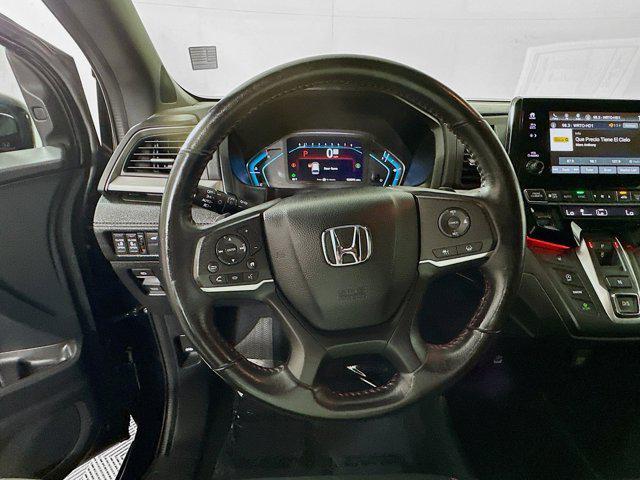 Photo of 2023 Crystal Black Pearl Honda Odyssey