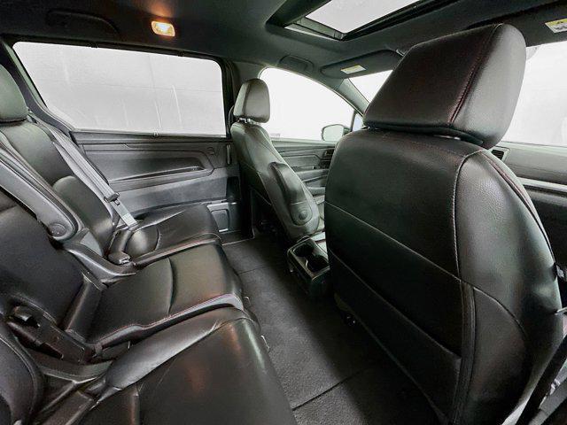 Photo of 2023 Crystal Black Pearl Honda Odyssey
