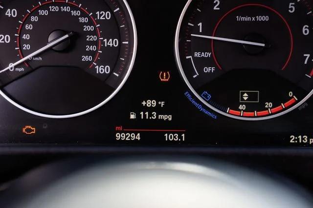 Photo of 2017 Alpine White BMW 340
