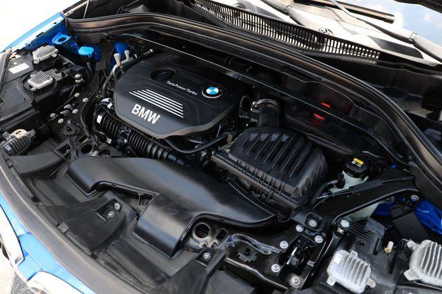 Photo of 2017 Estoril Blue Metallic BMW X1