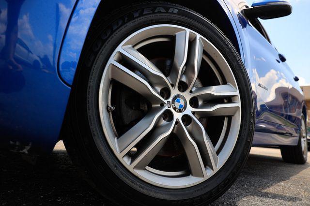 Photo of 2017 Estoril Blue Metallic BMW X1