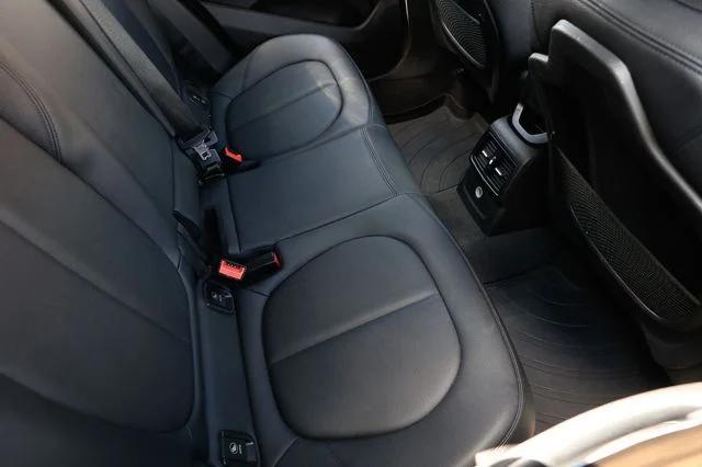 Photo of 2017 Estoril Blue Metallic BMW X1