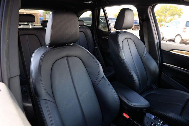 Photo of 2017 Estoril Blue Metallic BMW X1