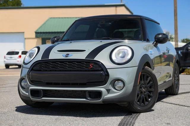 2017 MINI Hardtop