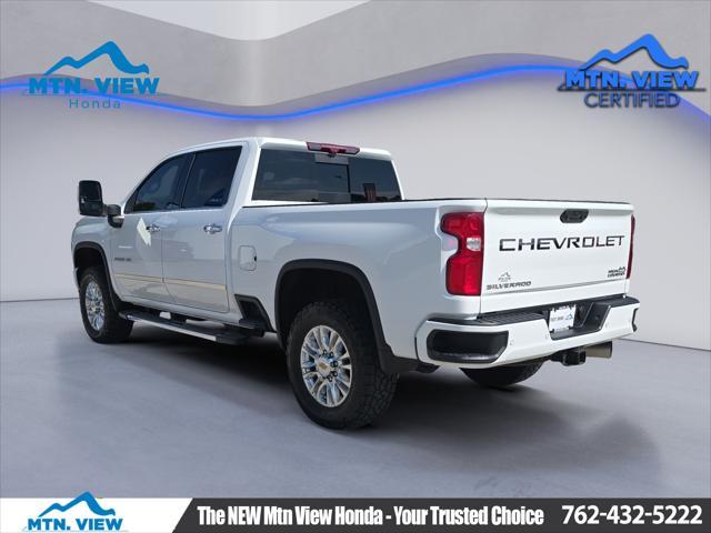 Photo of 2023 Summit White Chevrolet Silverado 2500