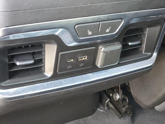 Photo of 2023 Summit White Chevrolet Silverado 2500