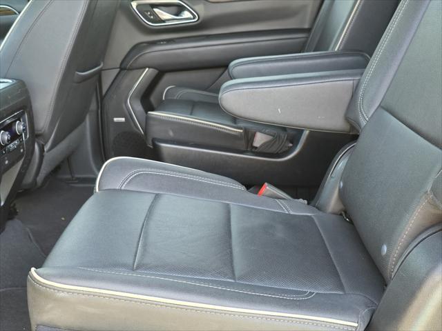 Photo of 2023 Sterling Gray Metallic Chevrolet Suburban