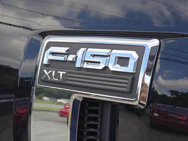 Photo of 2023 Agate Black Metallic Ford F-150