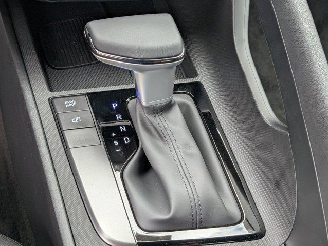 Photo of 2025 Black Hyundai ELANTRA