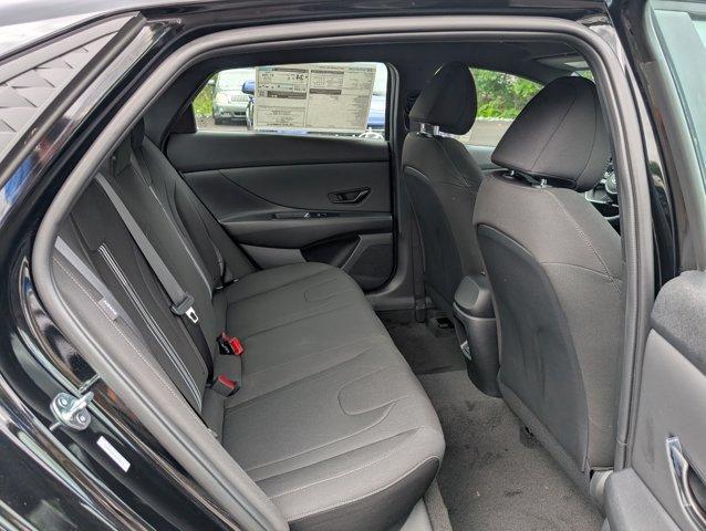 Photo of 2025 Black Hyundai ELANTRA