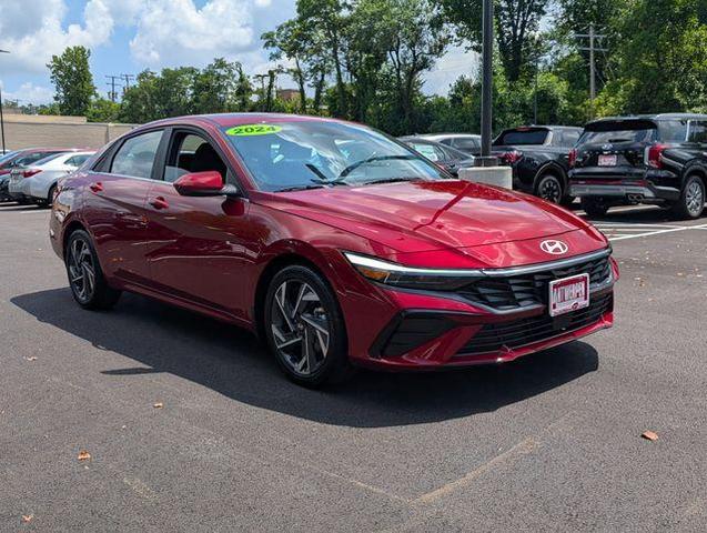 Photo of 2024 Red Hyundai ELANTRA