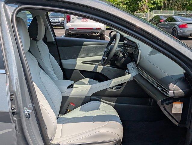 Photo of 2025 Gray Hyundai ELANTRA HEV