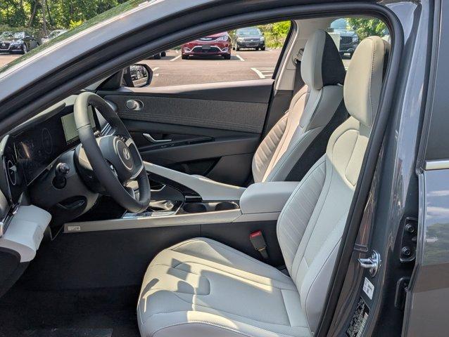 Photo of 2025 Gray Hyundai ELANTRA HEV