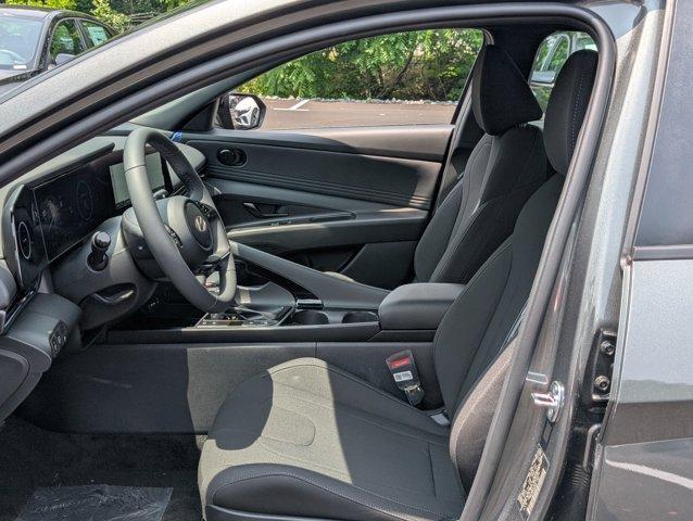 Photo of 2025 Amazon Gray Hyundai ELANTRA HEV