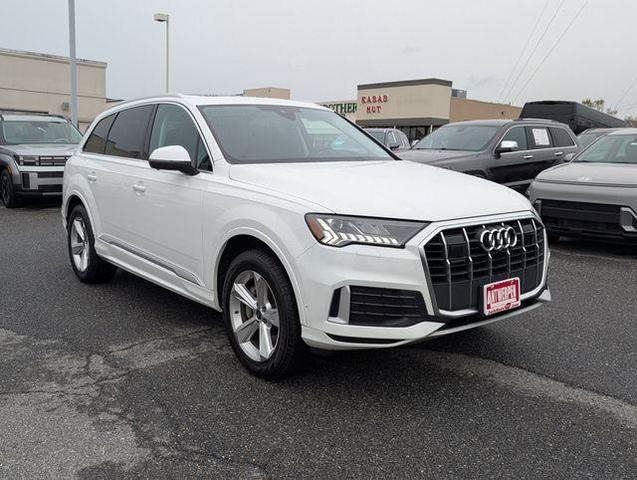 Photo of 2024 Carrara White Audi Q7