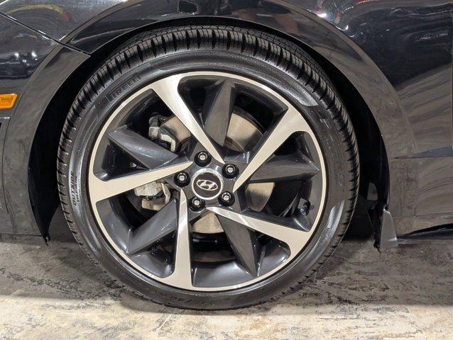 Photo of 2021 Phantom Black Hyundai SONATA