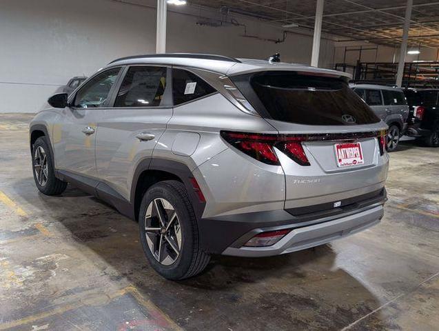 Photo of 2025 Shimmering Silver Hyundai TUCSON
