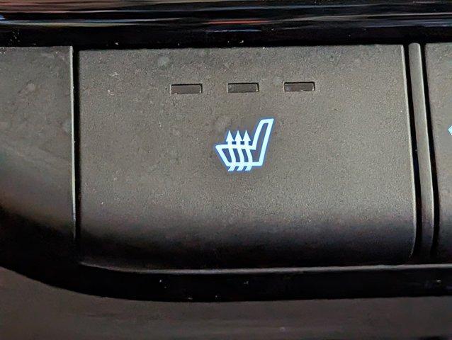 Photo of 2024 White Hyundai ELANTRA