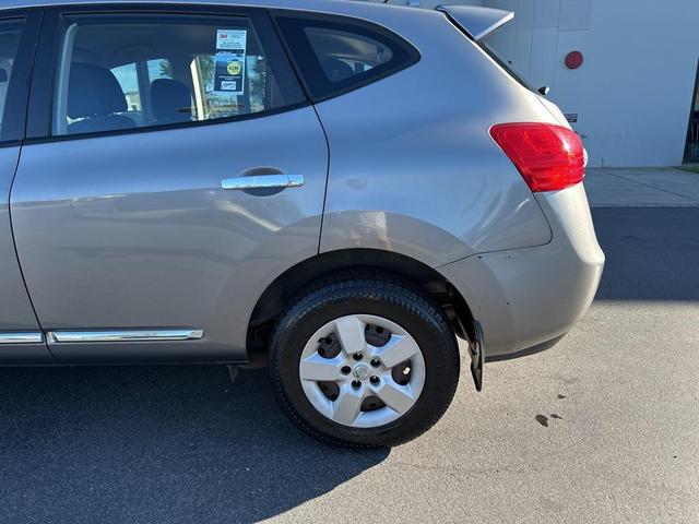 Photo of 2012 Platinum Graphite Metallic Nissan Rogue