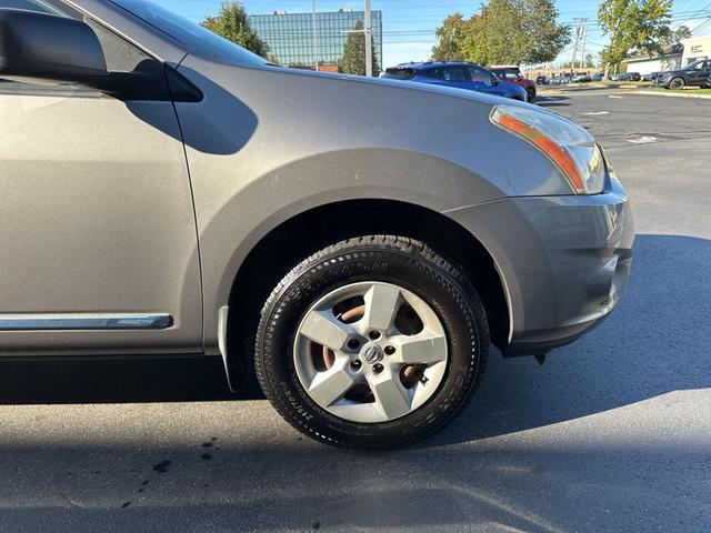 Photo of 2012 Platinum Graphite Metallic Nissan Rogue