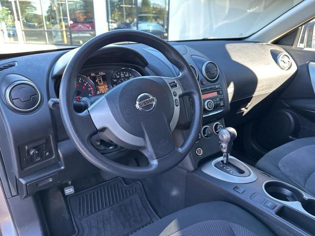 Photo of 2012 Platinum Graphite Metallic Nissan Rogue
