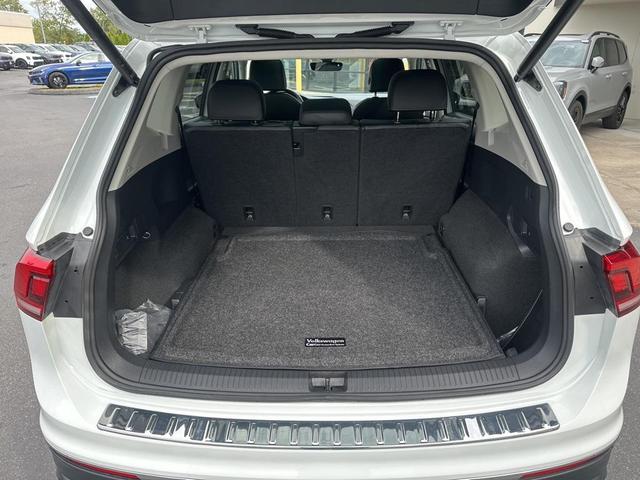Photo of 2024 Pure White Volkswagen Tiguan