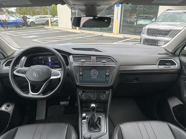 Photo of 2024 Pure White Volkswagen Tiguan