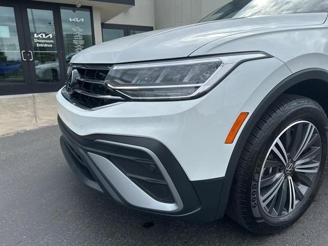 Photo of 2024 Pure White Volkswagen Tiguan