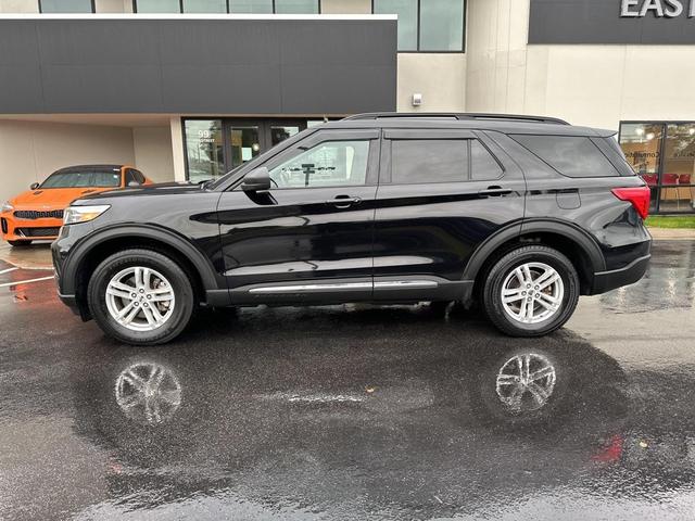 Photo of 2022 Agate Black Metallic Ford Explorer