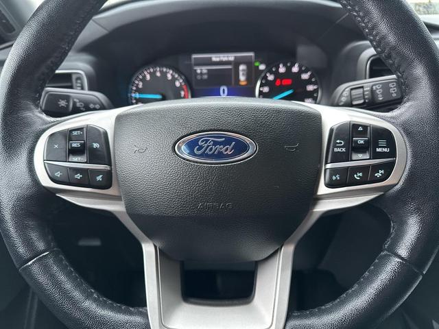 Photo of 2022 Agate Black Metallic Ford Explorer