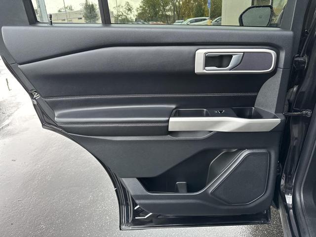 Photo of 2022 Agate Black Metallic Ford Explorer