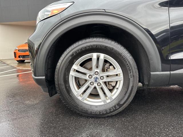 Photo of 2022 Agate Black Metallic Ford Explorer
